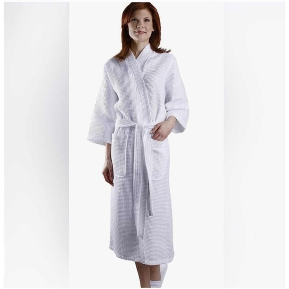 Monarch Cypress White Waffle Knit Spa Robe OSFM Cotton Blend Pockets